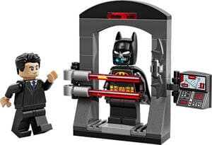 Batman: Bruce Wayne and the Batsuit