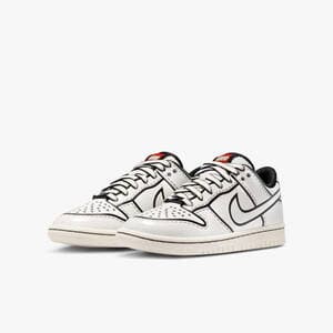 Nike Dunk Low x LEGO Collection – Big Kids Shoes